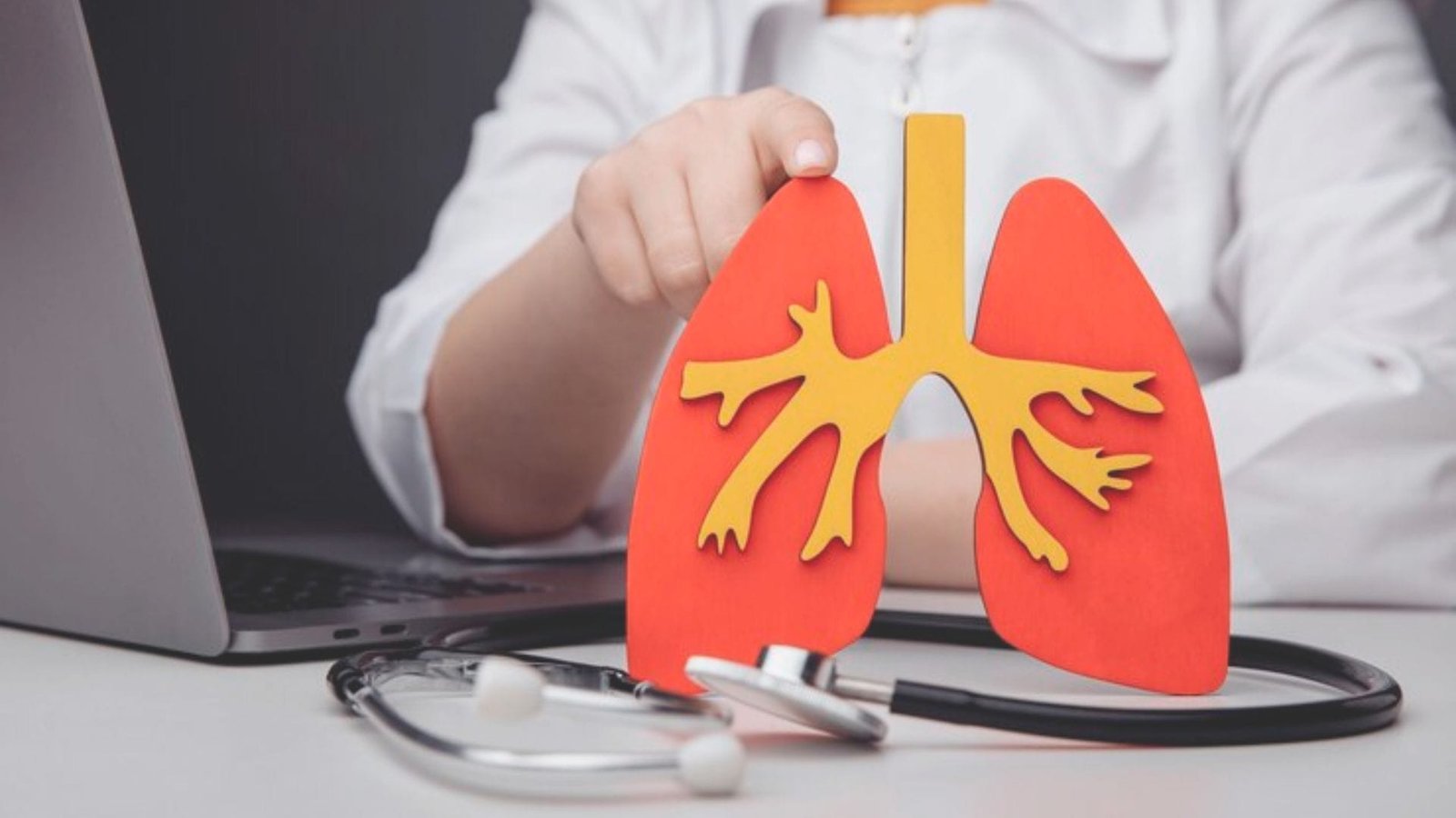 Fibrose pulmonar: conheça o tratamento com JASCAYD